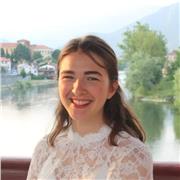 Sono una studentessa al terzo anno di lingue a Ca' Foscari, Venezia, e offro lezioni di inglese e francese. Contattatemi!