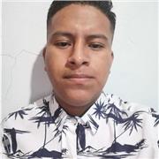 Profesor de matemáticas imparte clases a niños de todas las edades