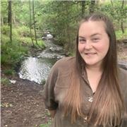 Maestra de Educación Infantil y Primaria imparte clases de apoyo a domicilio y online a alumnos/as de Ed. Infantil, Primaria (de cualquier área que el niño/a requiera como lengua, matemáticas, Inglés, etc.) y Secundaria (dependiendo del curso y materia en