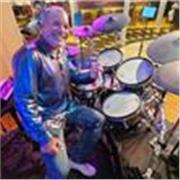 Professeur de la musique et la percussion et Batterie plusieurs styles