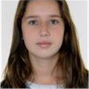 Soy bilingüe: graduada de Economicas en Inglaterra, toda la vida estudiando en sistema británico. Soy tranquila y tengo horarios flexibles