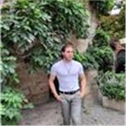 Laureando in Scienze Motorie e del benessere impartisce lezioni di biologia e anatomia per studenti di liceo ed istituti tecnici