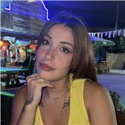 Impartisco lezioni di italiano e altre materie umanistiche. Contattami e preparerò per te un piano ad hoc!