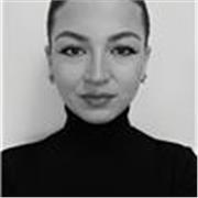 Diplômée d’un Master 2 en droit, je donne des cours en droit privé (niveau L1 à M2) sur Avignon et ses alentours