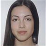 Estudiante de enfermeria que ofrece clases de catalan y castellano a niños con experiencia en refuerzo escolar