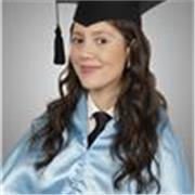 Profesora titulada con experiencia, recién salida de la carrera. formación actualizada y excelentes resultados. 