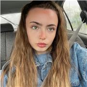 International English student, native in Spanish and Basque!