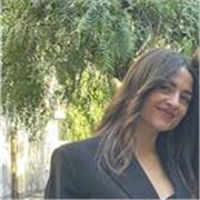 Ciao! Se hai bisogno di un aiuto nello studio, sono disponibile per lezioni private personalizzate!