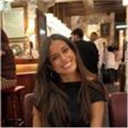 Profesora de Química y Biología siendo estudiante de Biomedicina
