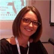 Insegnante laureata aiuto per studio del Diritto, ma anche materie umanistiche, italiano, italiano per stranieri. Mi rivolgo sia a bambini della scuola primaria e medie, sia a studenti superiori e universitari. Forte empatia e attenzione