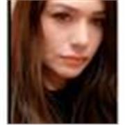 Educadora de Párvulos, con la capacidad de adecuar los objetos de aprendizajes acorde a las características propias de los niños