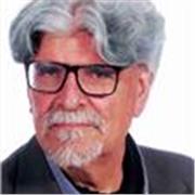 Profesor de idiomas y apoyo al estudio para edades escolares de Primaria, ESO o Bachillerato. También para certificados. 