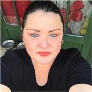 I can create and teach very accessible and comprehensive lessons in order to facilitate the English Language to any learner