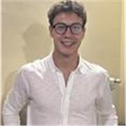 Estudiante de medicina con inglés nativo y atleta de alto rendimiento ofrece clases personalizadas de ciencias.
