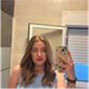 Profesora de infantil, apta para enseñar en primaria, con 2 años de experiencia, con alumnos desde los 5 hasta 17 años.