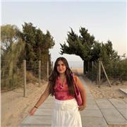 Soy una persona asertiva, paciente y amable. Podría dar clases a niños y adolescentes. Tengo experiencia en educación.