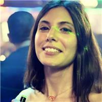 Instructora de bachata dominicana, aprende y vive la experiéncia de aprender uno de los bailes culturales de republica dominicana. conoce más sobre mi y mi trabajo en instagram: @lauren.bachata