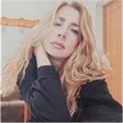 Offro lezioni personalizzate a bambini adolescenti e adulti. 