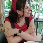 Laureata in professioni sanitarie impartisce lezioni di tutte le materie scientifiche per studenti medie e superiori