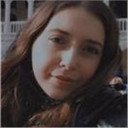 Ciao! Mi chiamo Martina, sono una studentessa laureanda in Lingue presso l’Università di Padova e sono appassionata della lingua e della cultura francese.
Le mie lezioni sono personalizzate in base alle esigenze di ogni studente in base al livello