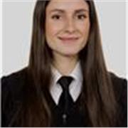 Graduada en Geología y Ciencias Ambientales, con más de 10 años de experiencia impartiendo clases de refuerzo. 