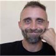 Da sempre al contatto coi giovani, tra scrittura, psicologia e mindfulness!