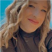 Adapto mis clases particulares a cualquier tipo de alumno, con facilidades tecnológicas, apuntes de apoyo y mucha dinámica de aprendizaje en la educación