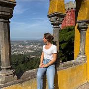 Neolaureata magistrale in Lettere Moderne (Unimi), offro supporto in italiano, storia e geografia con metodo e passione