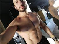 Presenciales y online. Soy entrenador calificado con mas de 20 años de experiencia en la actividad física y deporte, clases personales, clases online, clases grupales. Trabajo con distintos métodos de entrenamiento (pesas, trx, calistenia, baile, kickboxi