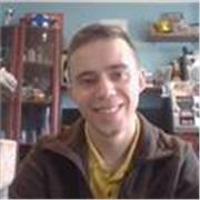 Soy un joven ex estudiante de arte dramático al que le gustaría ayudar a otras personas a mejorar sus habilidades de comunicación.