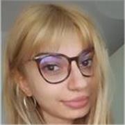 Insegnante con certificazioni Cambridge offre lezioni online a ragazzi di elementari, medie e superioriGarantisce inoltre un rapporto amichevole, fresco e giovanile con gli alunni e un ambiente di totale serenità e armonia!