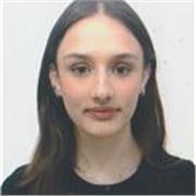 Profesora dotada de 3 idiomas de nivel nativo, soy organizada, responsable, empatica, y sociable.