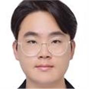 Madrelingua coreano.
Inglese: TOEFL 80 (equivalente B2).
Residente a Roma, disponibile per lezioni sia online che in presenza.
