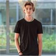 Cerchi un ragazzo sveglio ed alla mano che studia in inglese per dare una mano ai tuoi figli o alla tua passione?