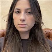 Offro lezioni per rafforzare la lingua, aiuto compiti e sostegno nello studio. Possibilità di esercizi mirati per migliorare.