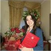 Sono Martina, ho 22 anni e sono laureata in Mediazione linguistica e culturale in arabo e inglese. Impartisco lezioni di inglese