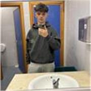 Doy clases de inglés para primaria, ESO y gente que quiera mejorar conversación. Nivel C1. Clases dinámicas y adaptadas