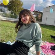 Profesora con máster en Enseñanza del español como lengua extranjera con mas de 8 años de experiencia