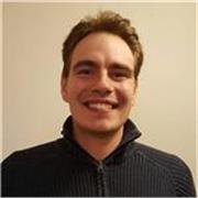 Licence en psychologique, certificat en hypnose et PNL. 
Pour apprendre à apprendre 