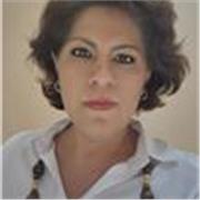 Maestra de Diseño Gráfico con experiencia en diseño de marca, campaña publicitaria, diseño de cartel e infografía