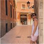 Profesor con curso certificado B2 en inglés 
Puedo ayudar a tu hij@ a entender los fundamentos del inglés básico con paciencia