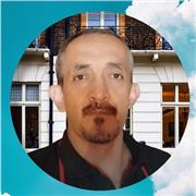 Profesor de matemáticas y excel. También de baloncesto
