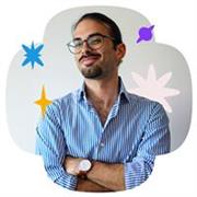 Laureato in Graphic Design e Comunicazione Visiva, cerco di trasmettere la mia passione agli altri!