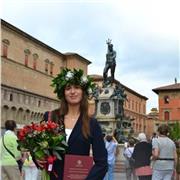 Studentessa laureata in Lingue offre aiuto compiti elementari/medie in italiano, inglese, spagnolo