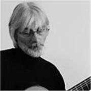 Insegnante diplomato per lezioni di chitarra classica