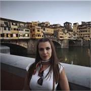 Profesora de Primaria de apoyo general para todos los cursos de primaria y asignaturas