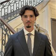 Etudiant rigoureux et sérieux en sixième année de droit, je me ferais un plaisir de transmettre tout ce que j'ai pu acquérir.