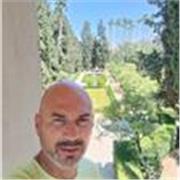 Entrenador personal, acompañante de adultos mayores de 65 años