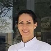 Passionate chef and registered nutritionist. I am helping beginners &food lovers to create delicious, nutritious and creative meal