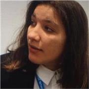 sono una ragazza che frequenta il quarto anno al liceo classico europeo di Venezia, sono disponibile per aiutare ragazzi della scuola primaria (primo e secondo grado)